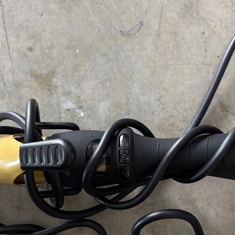 Bioionic curling iron - Picture 3 of 3